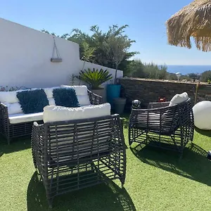 https://appartement-avec-grande-terrasse-vue-mer-piscine-parking.fr-provencehotel.com